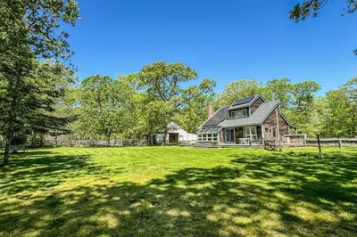 7 Parsonage Woods Road 1
