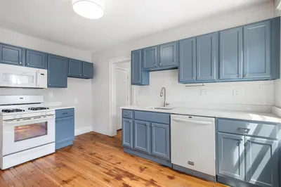 12 Ashland St #3-R 1
