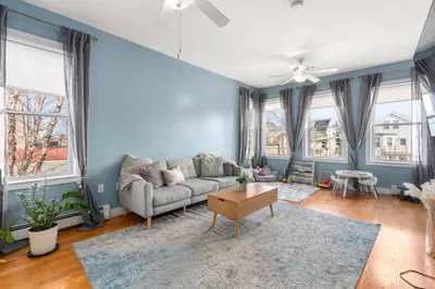 441 Hyde Park Ave #7