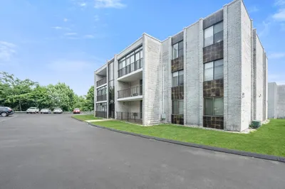 27 Skyline Dr #11 1
