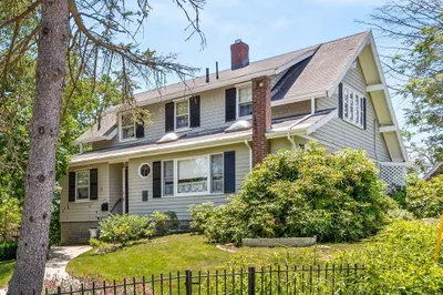 15 Upland Road