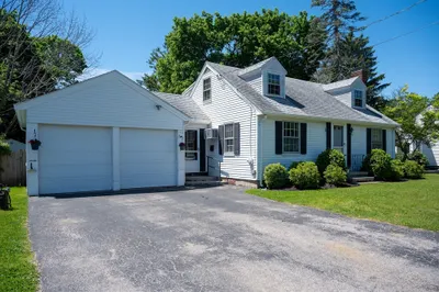 113 Oak St 1