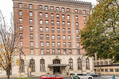 140 Chestnut Street #308 1