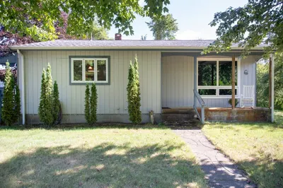 6 Meadowbrook Ln 1