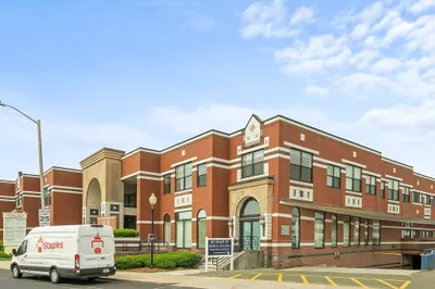 101 Main St #207 1