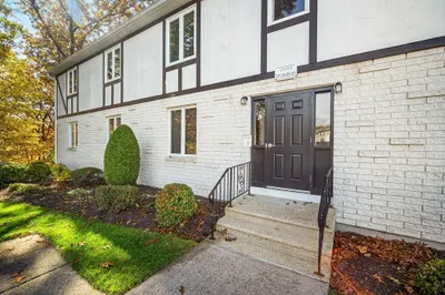 200 Lambert Terrace #27 1