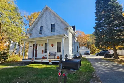 38 Reservoir St #3 1