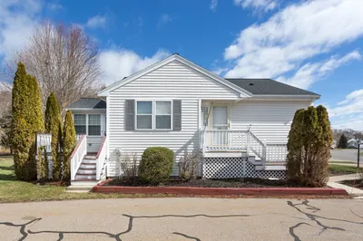 114 Crystal Water Drive #114