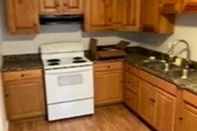 26 Old Millville Rd #5 1