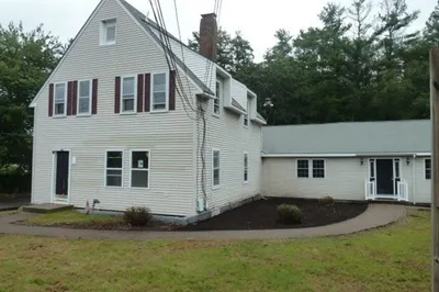 184 Ayer Rd 1