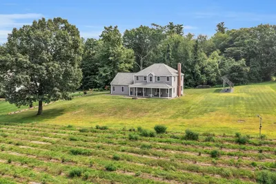 391 Chase Road 1