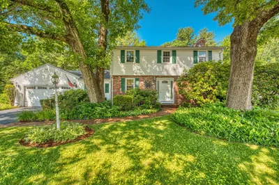 21 Tosca Drive 1