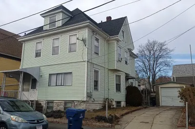 195 Grinnell St 1