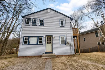 47 Lakeside Ave 1