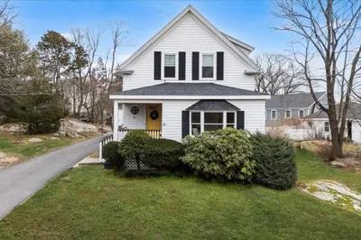 107 Hull St 1
