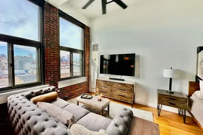 320 West Second St #403