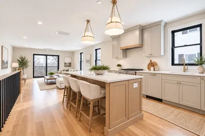 68 Rowe Street #Unit1 1