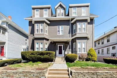 79 Surrey St #6