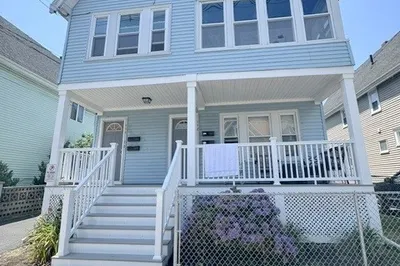 118 Holton Street #1 1