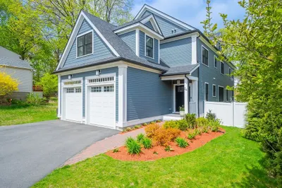 24 Grassland St 1