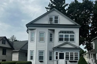 422 Chandler St 1
