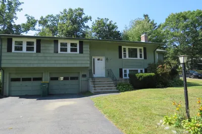 32 Westover Parkway