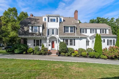 40 Hillcrest Road 1