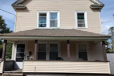 250 Linden St 1