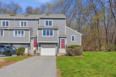 31 Blithewood Avenue #701 1