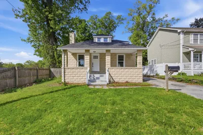 234 Draper St 1