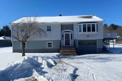 1664 Bridge Street