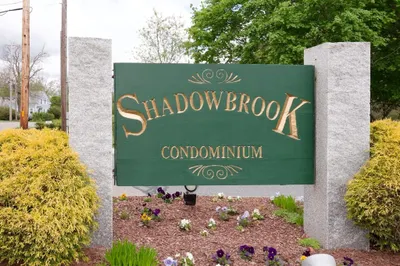 5 Shadowbrook Ln #16