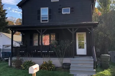 82 Grove St 1