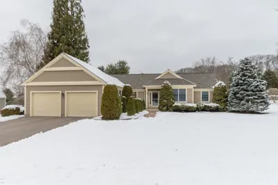 14 Wyndstone Way