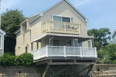 13 Defenders Row #13 1