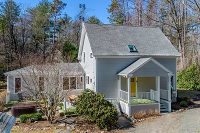 267 Shutesbury Rd 1