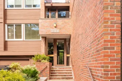 241 Perkins St #B802 1
