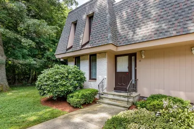 10 Grove Sq #10 1
