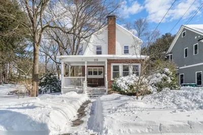 126 Beethoven Ave