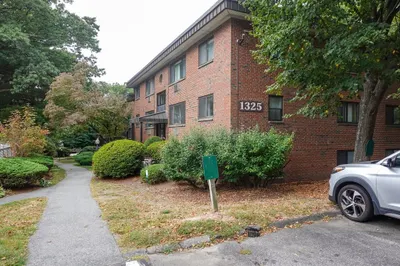 1325 Worcester Rd #A7