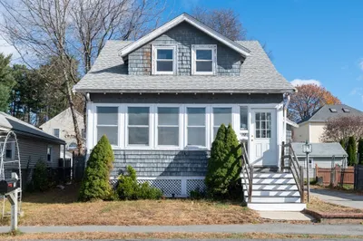 22 Covington Ave