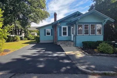 151 Farrar Ave 1
