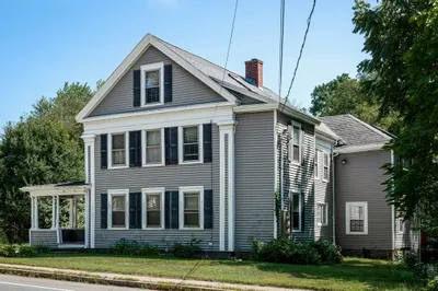 21-23 E Main St