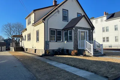 8 Eddy St