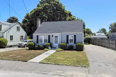 52 Willow St