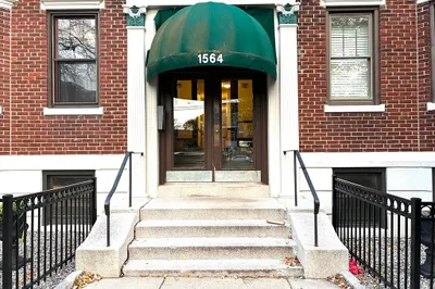 1564 Commonwealth Ave #17