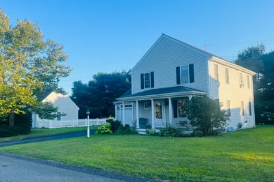 16 Cobblestone Way 1