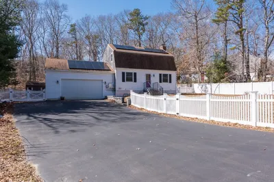 19 Meredith Road 1