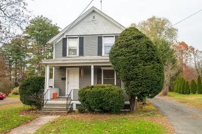 221 Northampton Rd