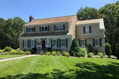 70 Lake Rd 1